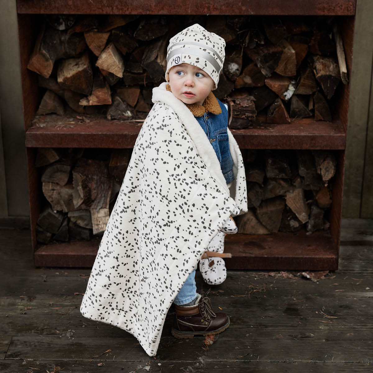 Pearl Velvet Nordic Woodland Blanket - Elodie-details