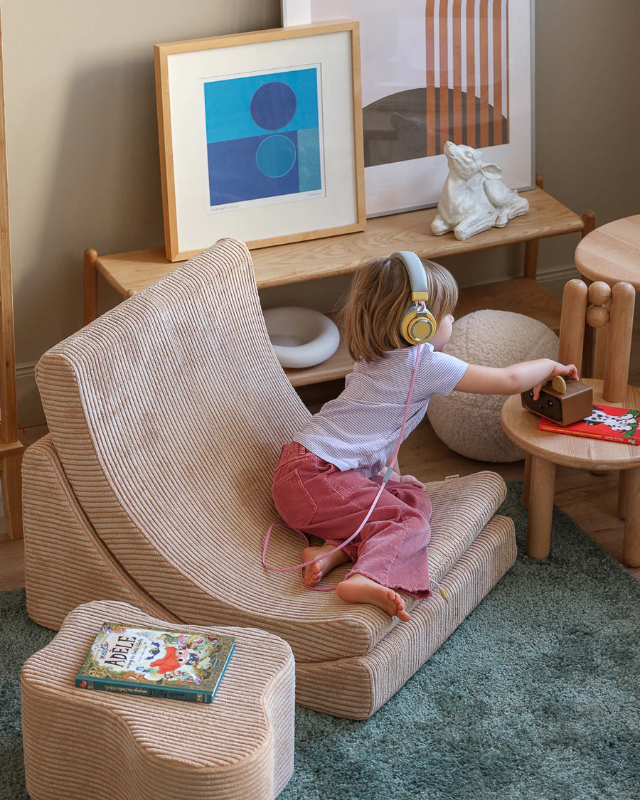 Biscuit Pouf Armchair - Wigiwama 