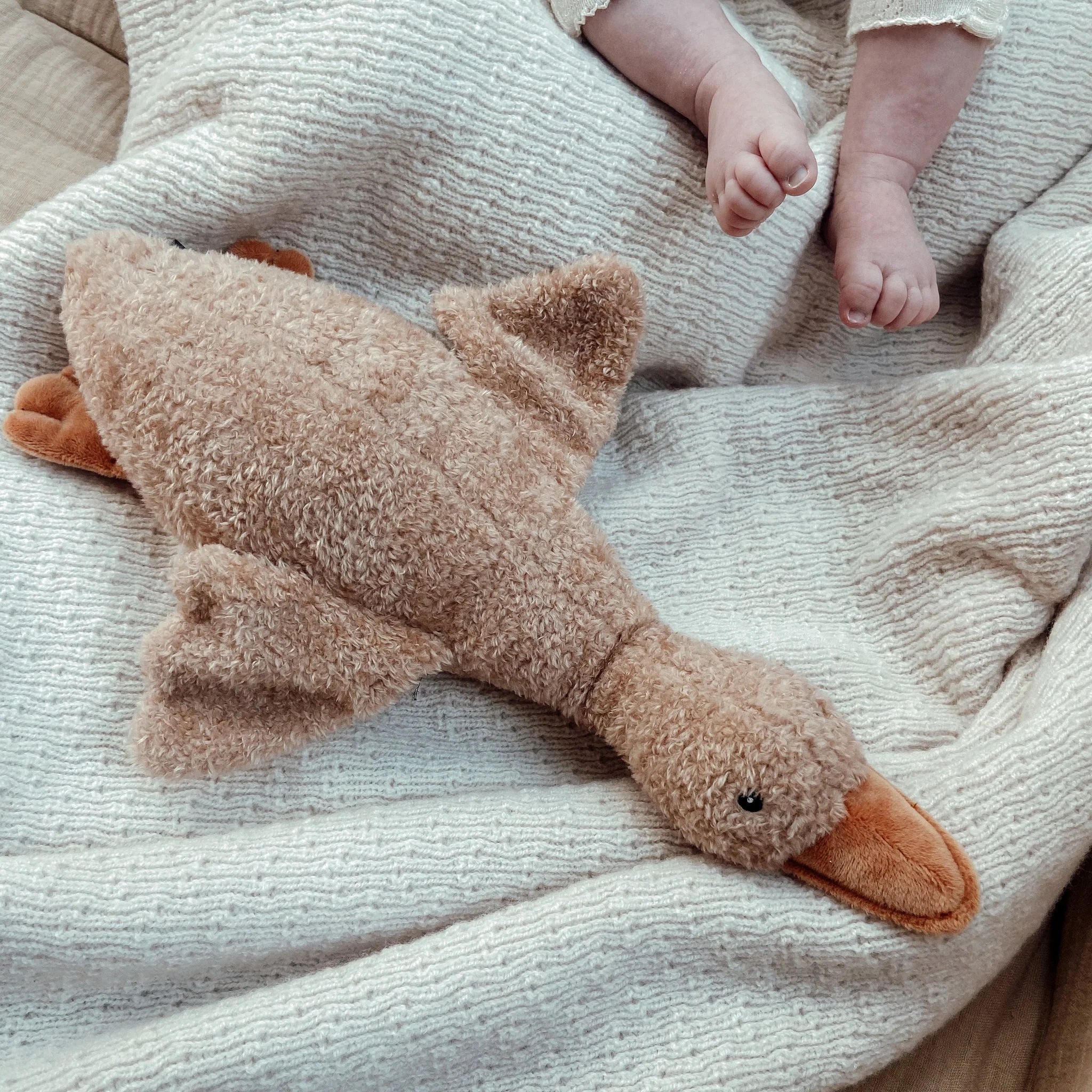 Liva Brown comfort soft toy - Flow Amsterdam 