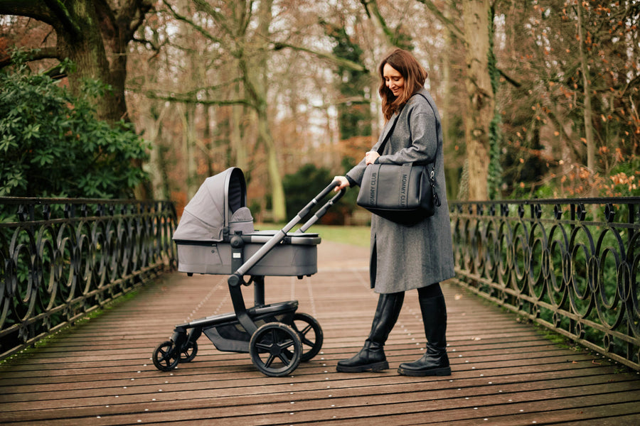 Mommy Club sac à langer Signature Cuir Vegan Noir - Childhome