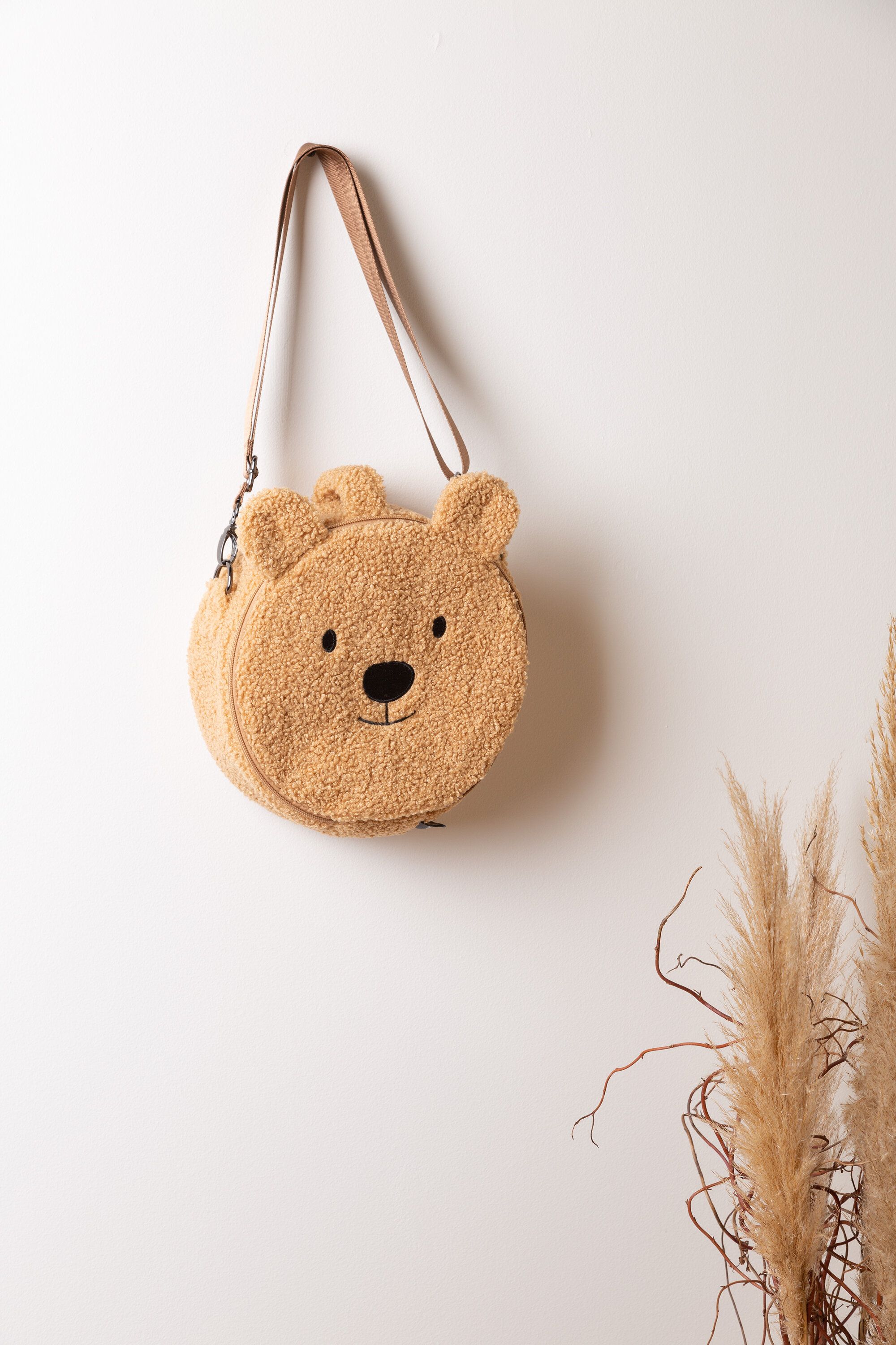 Brown Teddy Bear Hand Bag, Women's Fashion, Bags & Wallets, Purses &  Pouches on Carousell
