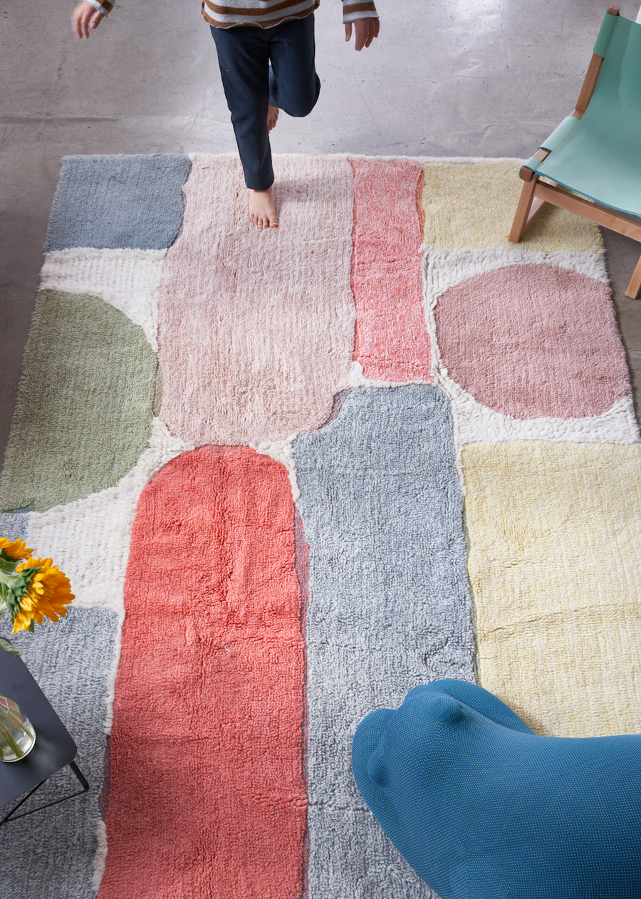 Abstract washable wool rug - Lorena Canals 