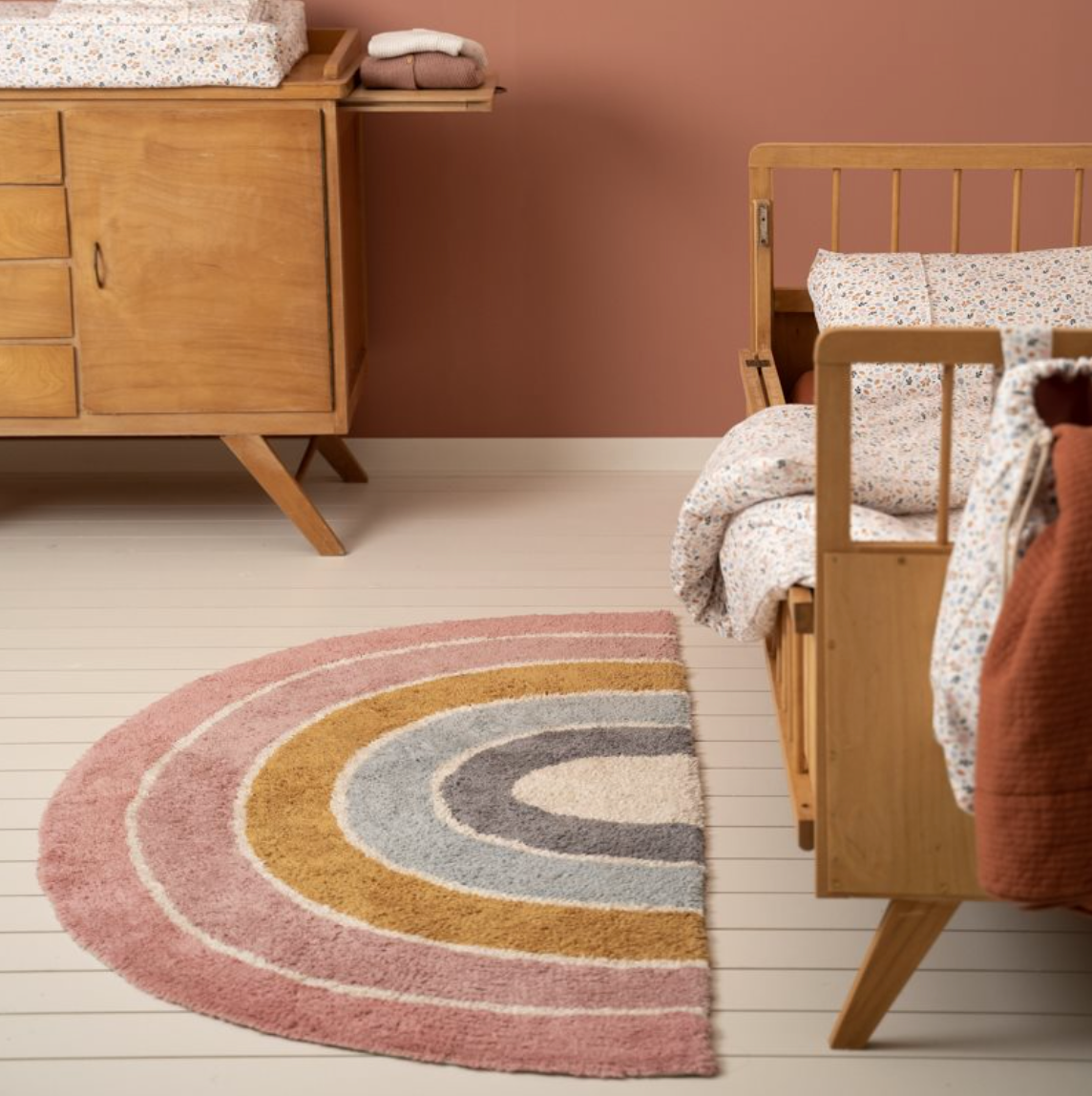 Rainbow Shape Pure Pink washable rug - Little dutch