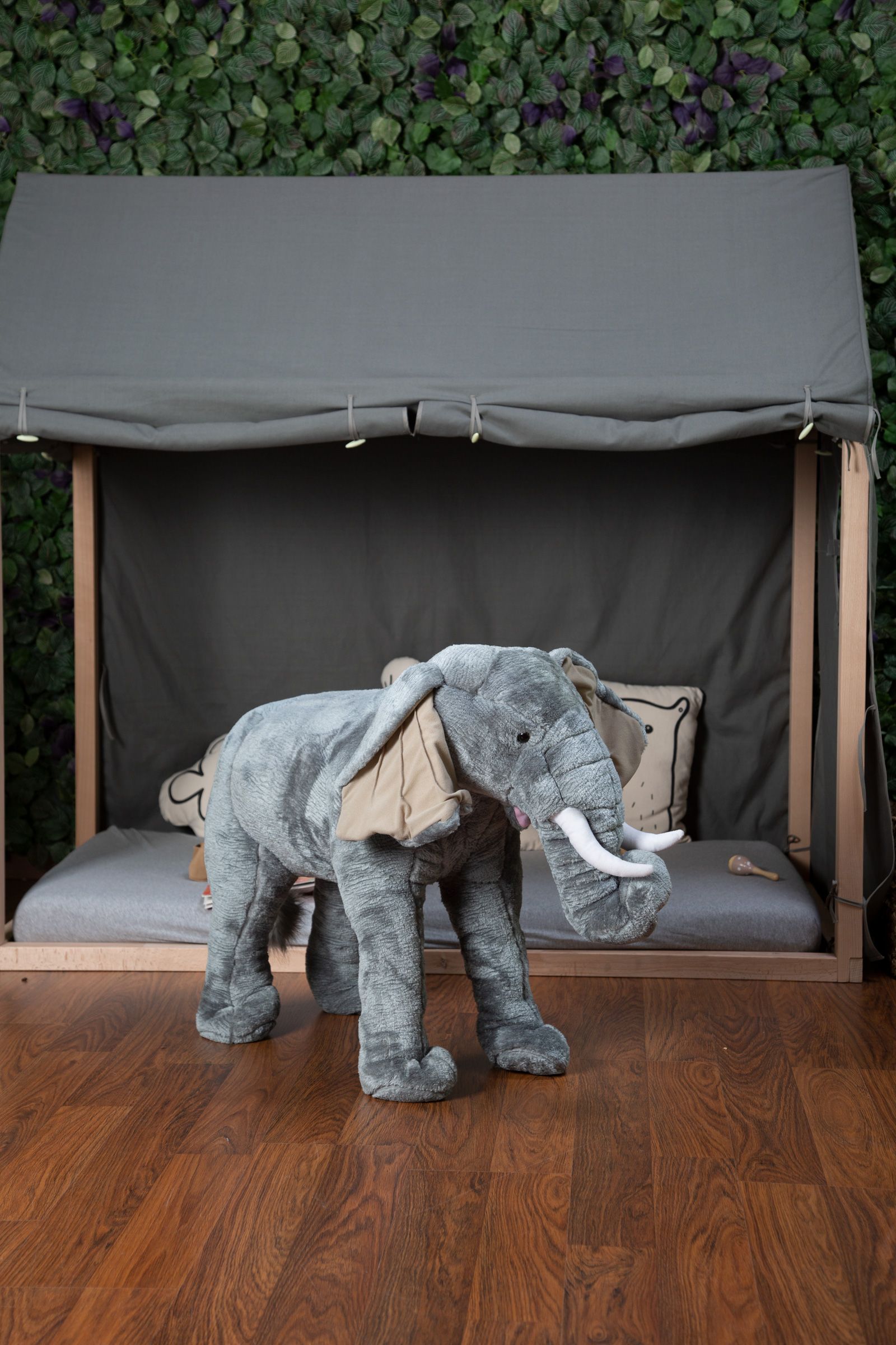 Standing elephant plush toy 70 x 40 x 60cm - Childhome